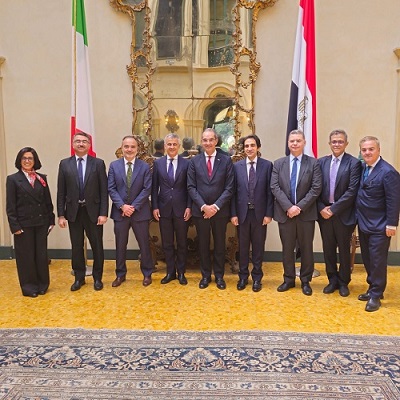 وزير الاتصالات يبحث مع مسئولي كبرى الشركات التكنولوجية العالمية فرص الاستثمار في مصر والتعاون في بناء القدرات الرقمية